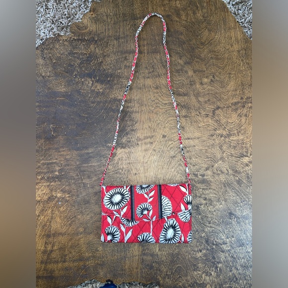 Vera Bradley wallet or crossbody - Picture 2 of 5